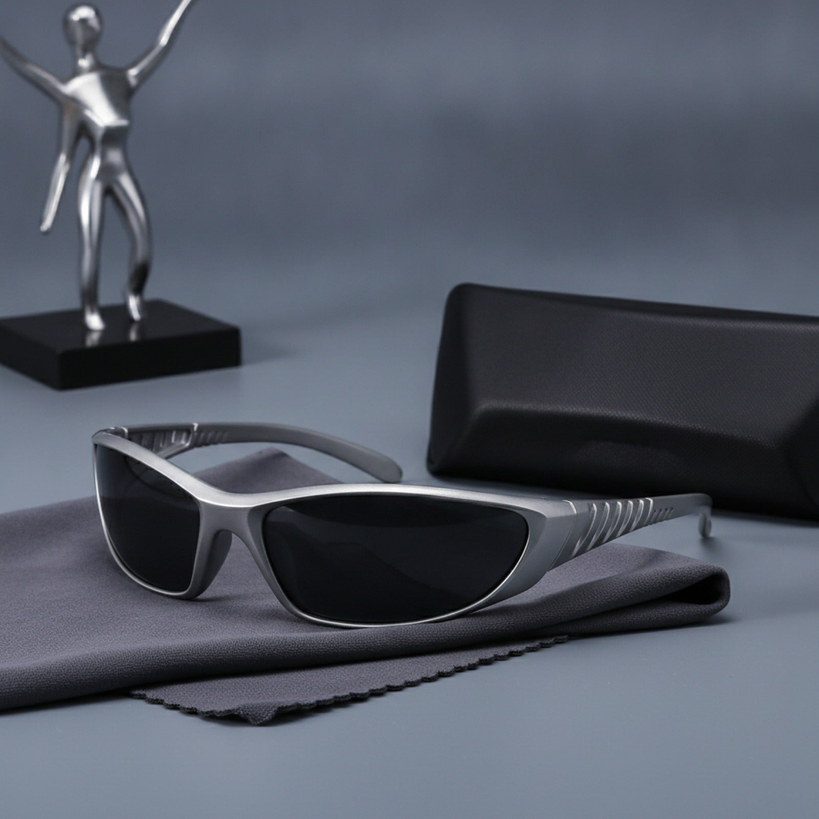 Lunettes de Soleil Y2K Argentées Futuristes pour Femmes et Hommes